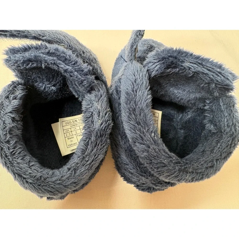 UGG Infant Navy Blue Bixbee Faux Fur Bootie Sz 2/3 Hook Loop Baby Shower Gift